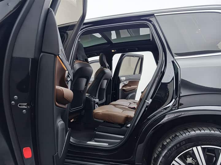 Volvo XC90 Hybrid 2022 E Hybrid T 8 7 — фото 19