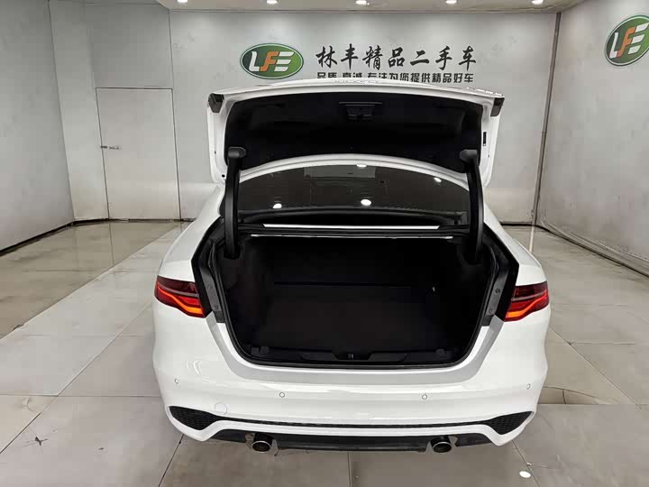 Jaguar XEL 2023 2.0 T 250 PS R-DYNAMIC S — фото 27