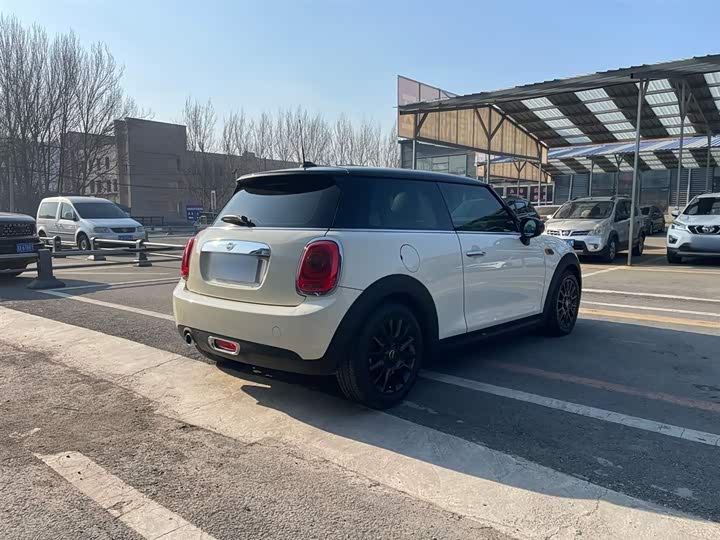 MINI Hatch — фото 12