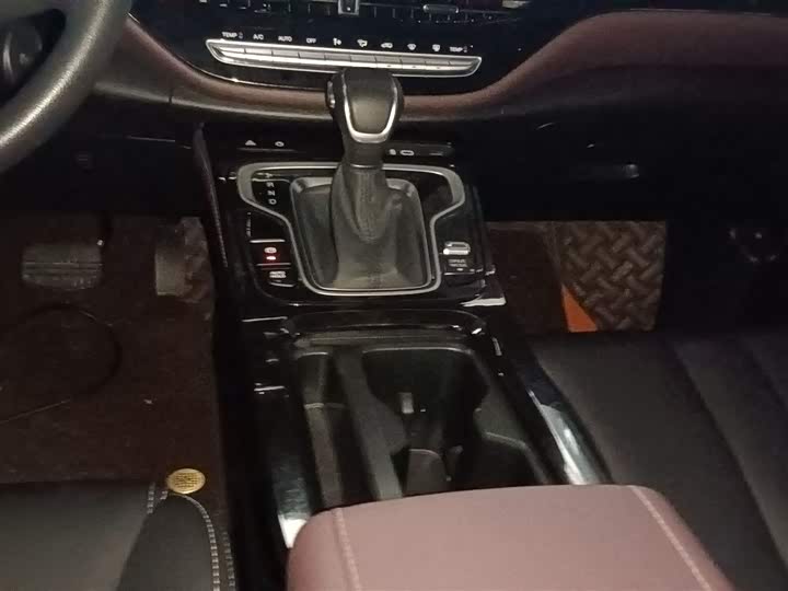 Trumpchi M6 2023 PRO 270 T DCT — фото 10