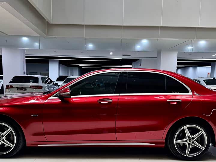 Mercedes-Benz C-Class 2018 C 200 L — фото 8