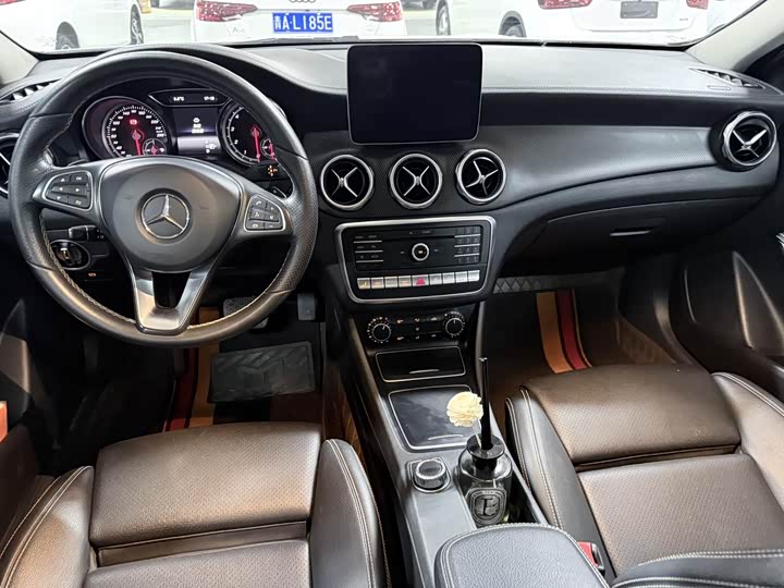 Mercedes-Benz GLA 2017 GLA 220 4 MATIC — фото 14