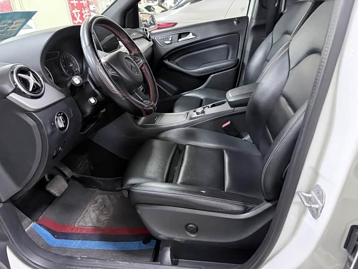Mercedes-Benz B-Class 2017 B 200 — фото 5