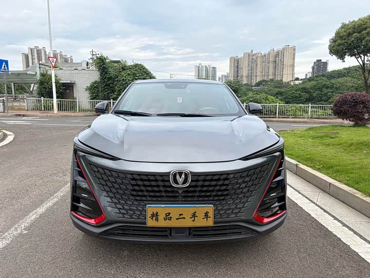 Changan UNI-T 2020 1.5 T Premium — фото 1