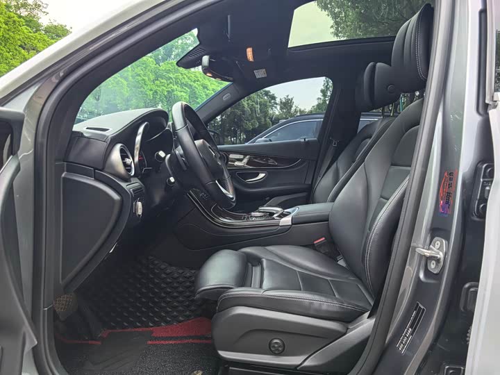 Mercedes-Benz GLC 2019 GLC 260 L 4 MATIC — фото 14