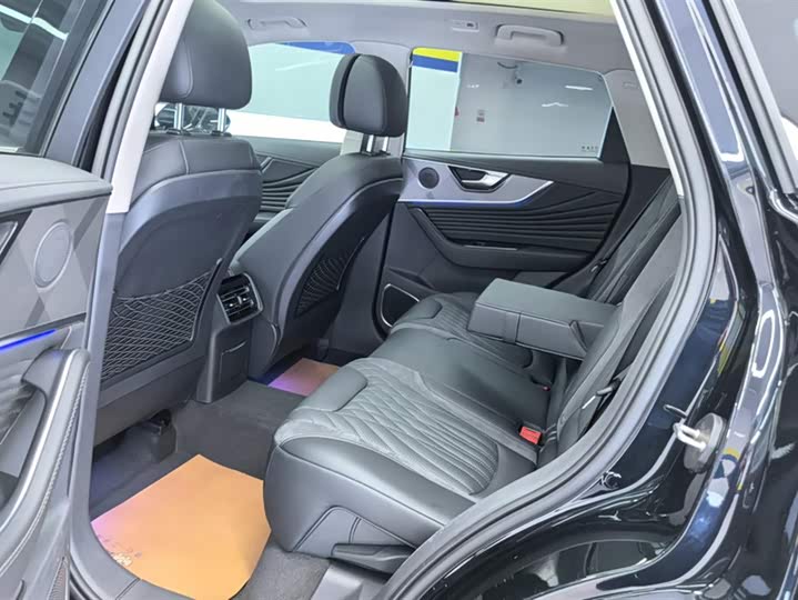 Hongqi HS5 2023 2.0 T Pro — фото 11