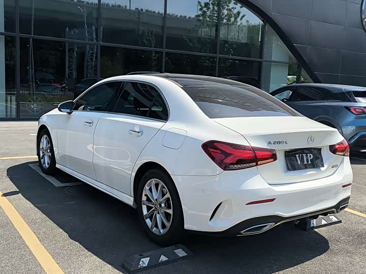 Mercedes-Benz A-Class 2021 A 200 L — фото 6