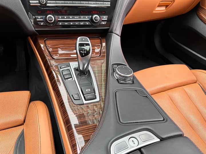 BMW 6-Series 2016 640i Gran Coupe — фото 25
