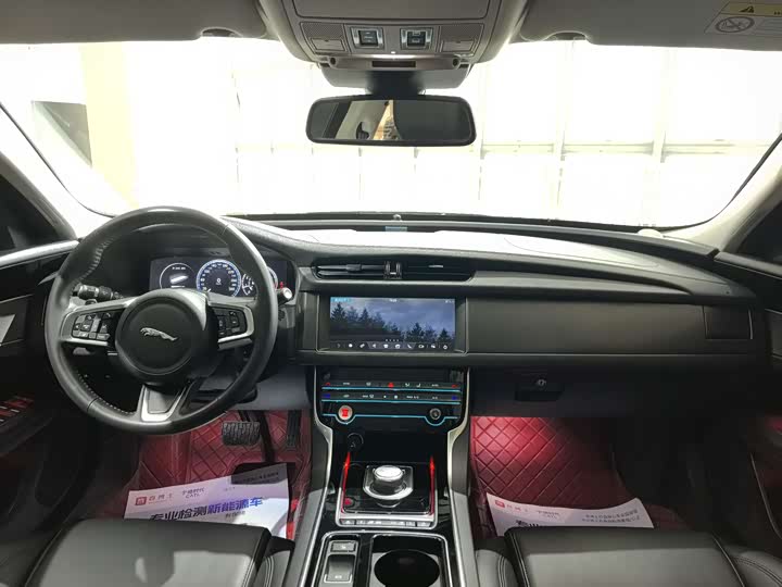 Jaguar XFL 2020 XFL 2.0 T P 200 2 WD — фото 6