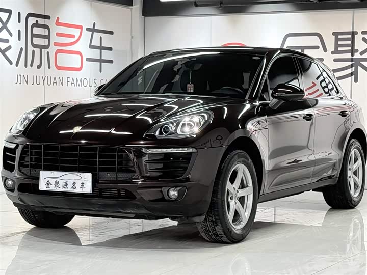 Porsche Macan 2017 Macan 2.0 T — фото 1