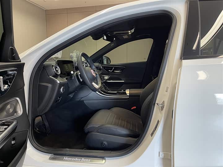 Mercedes-Benz C-Class 2023 C 260 L — фото 16
