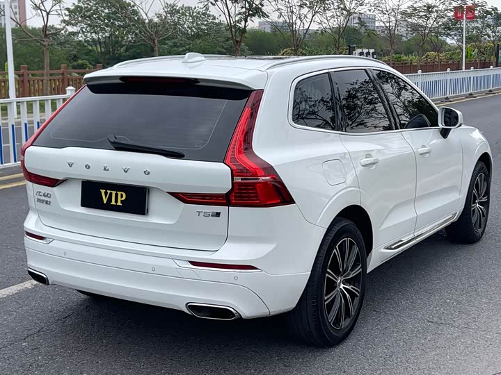 Volvo XC60 2020 T 5 4 WD — фото 6