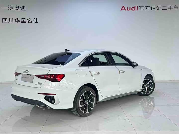 Audi A3 2021 A 3 L Limousine 35 TFSI Sport — фото 4