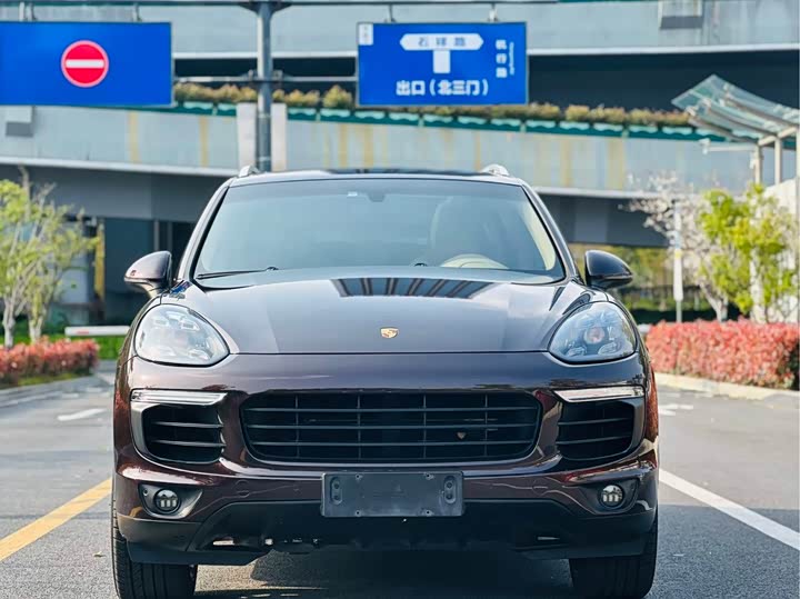 Porsche Cayenne 2016 Cayenne 3.0 T — фото 2