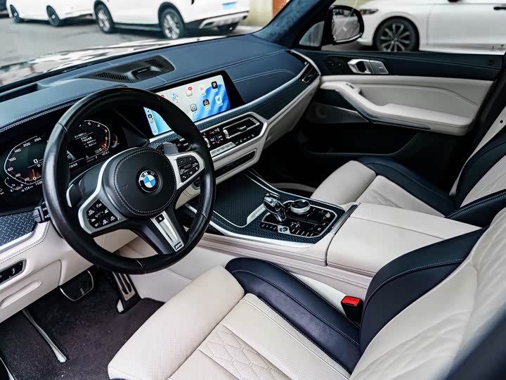 BMW X7 2022 x Drive M 50i — фото 9
