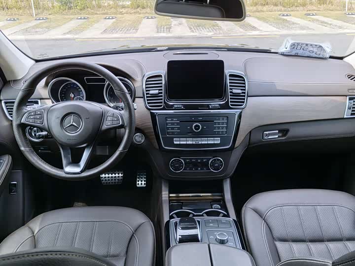 Mercedes-Benz GLE — фото 10