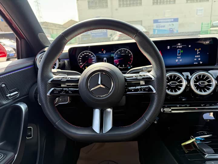 Mercedes-Benz A-Class 2024 A 200 L — фото 9