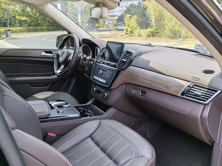 Mercedes-Benz GLE — фото 15