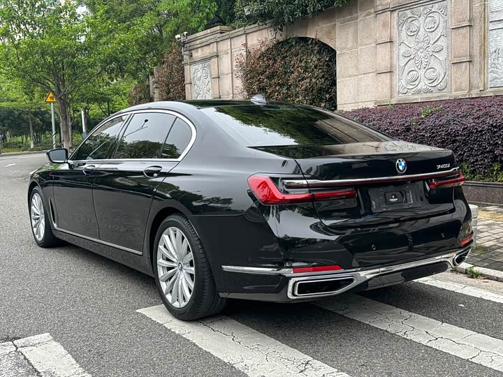 BMW 7-Series 2019 730 Li — фото 15