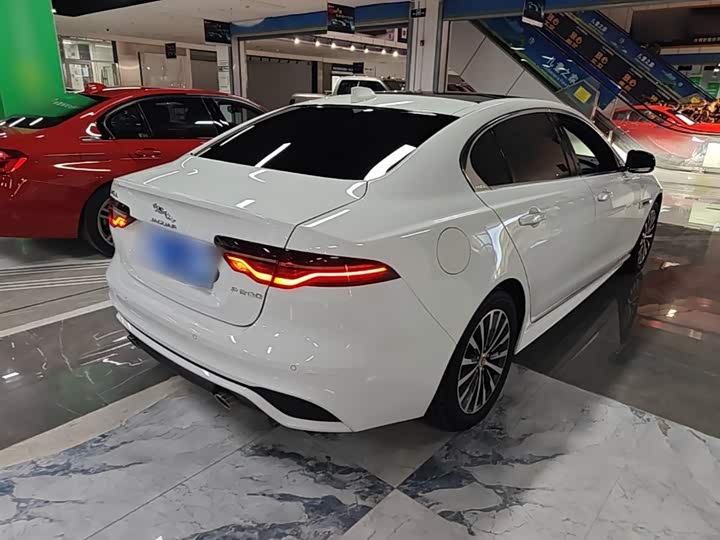 Jaguar XEL 2020 2.0 T 200 PS R-DYNAMIC — фото 7