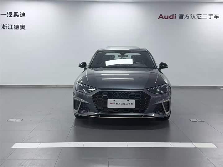Audi A4L 2024 40 TFSI quattro RS — фото 2