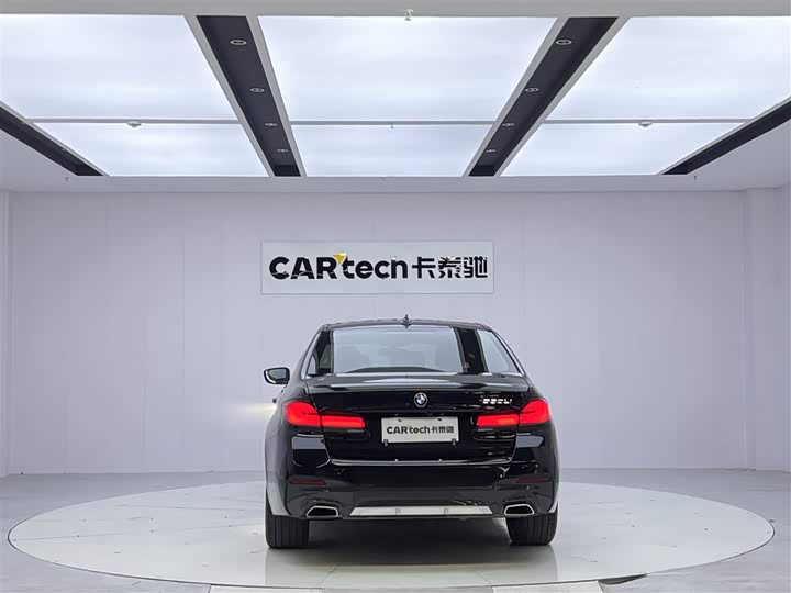 BMW 5-Series 2022 530 Li Leading M — фото 12