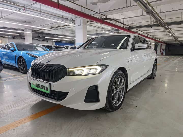 BMW i3 2022 e Drive 35 L — фото 1