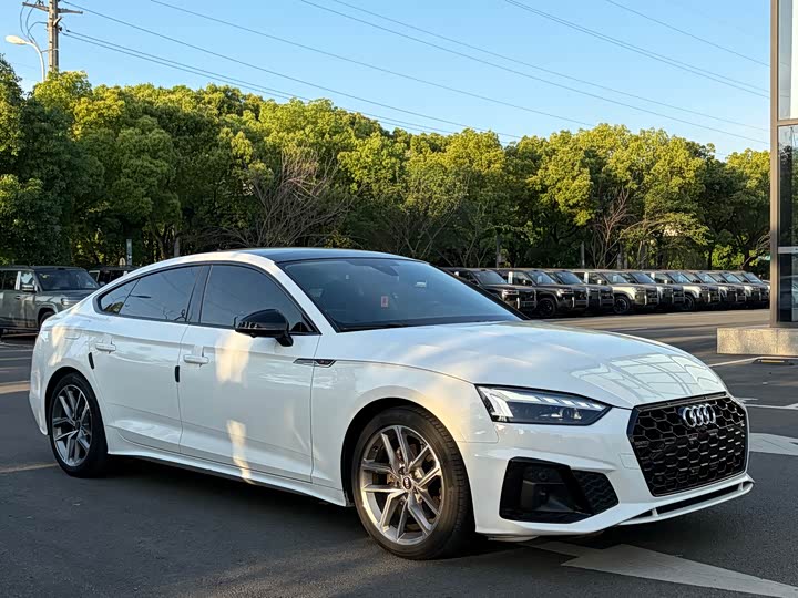 Audi A5 Sportback 40 TFSI — фото 3