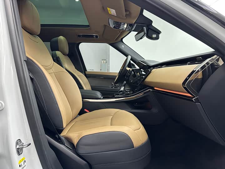 Land Rover Range Rover Sport — фото 13