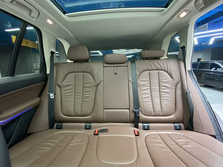 BMW X5 2019 x Drive 40i M — фото 19