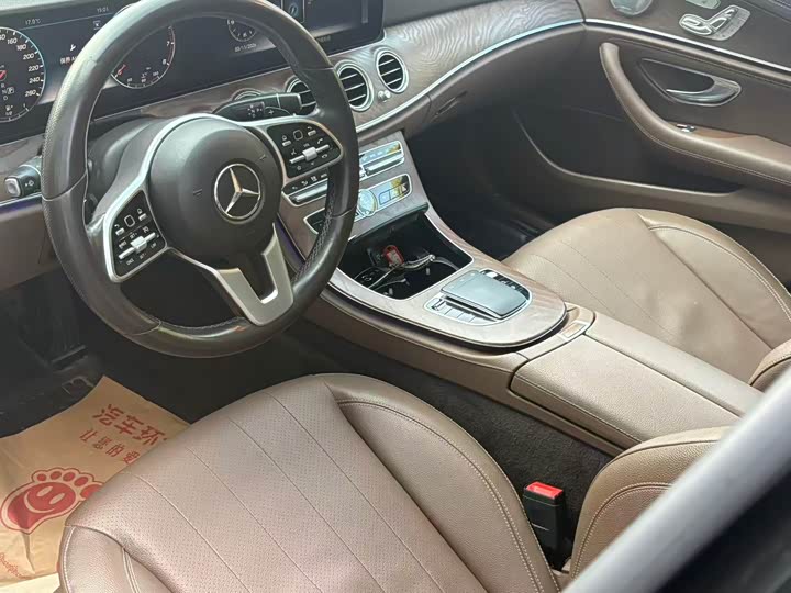 Mercedes-Benz E-Class 2017 E 300 L Luxury — фото 8
