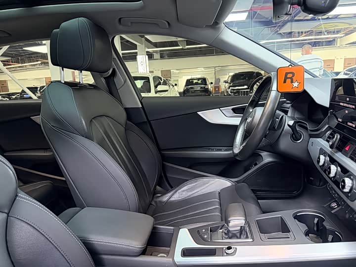 Audi A4L 40 TFSI стиль-динамик — фото 12