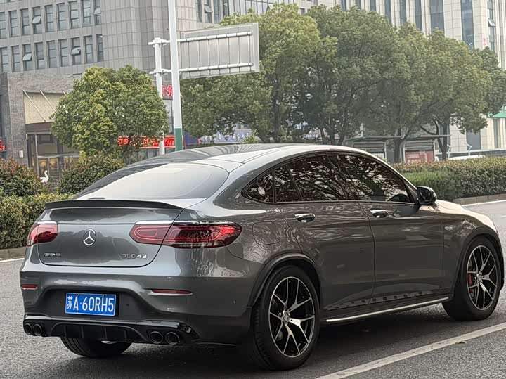 Mercedes-Benz GLC 2022 AMG GLC 43 4 MATIC SUV — фото 5
