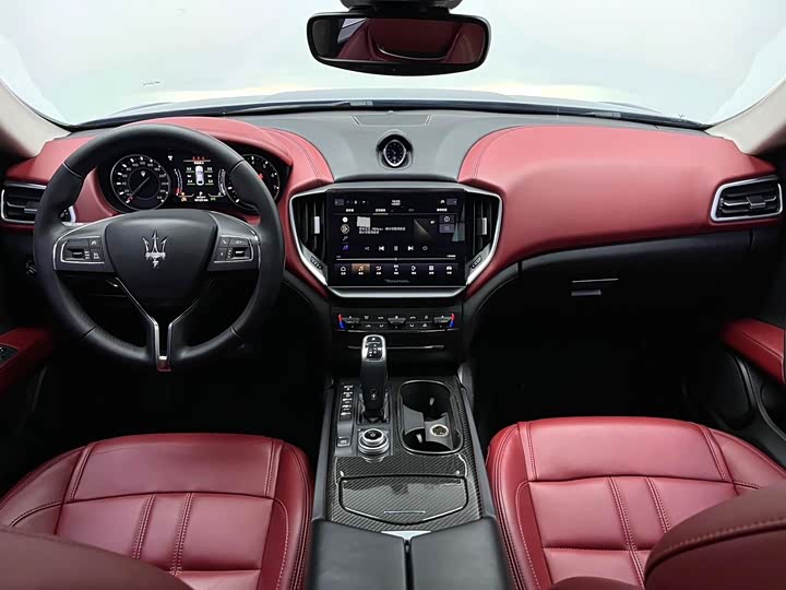 Maserati Ghibli 2021 3.0 T Gran Sport — фото 5