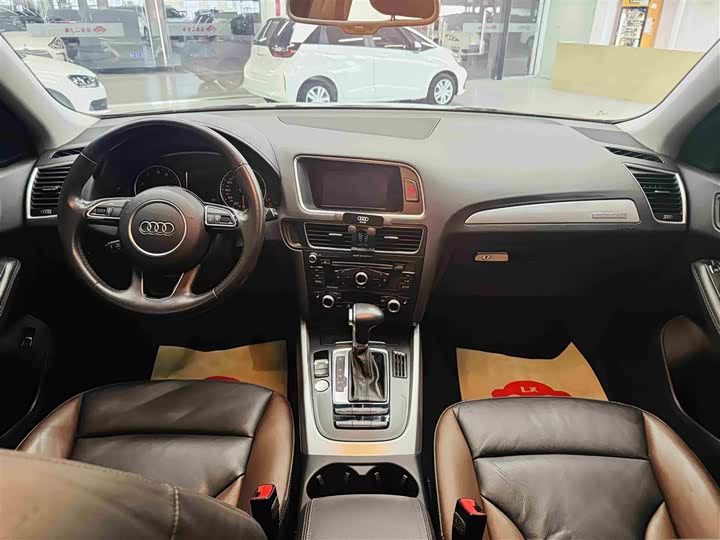 Audi Q5 2017 Plus 40 TFSI — фото 21