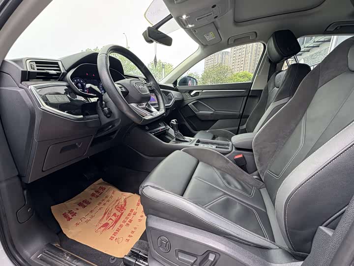 Audi Q3 Sportback 2020 40 TFSI — фото 12