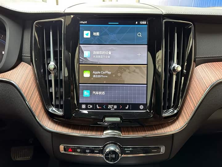 Volvo XC60 2025 B 5 4 WD — фото 14