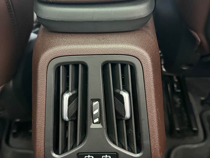 BMW X1 xDrive25Li M спортпакет — фото 10