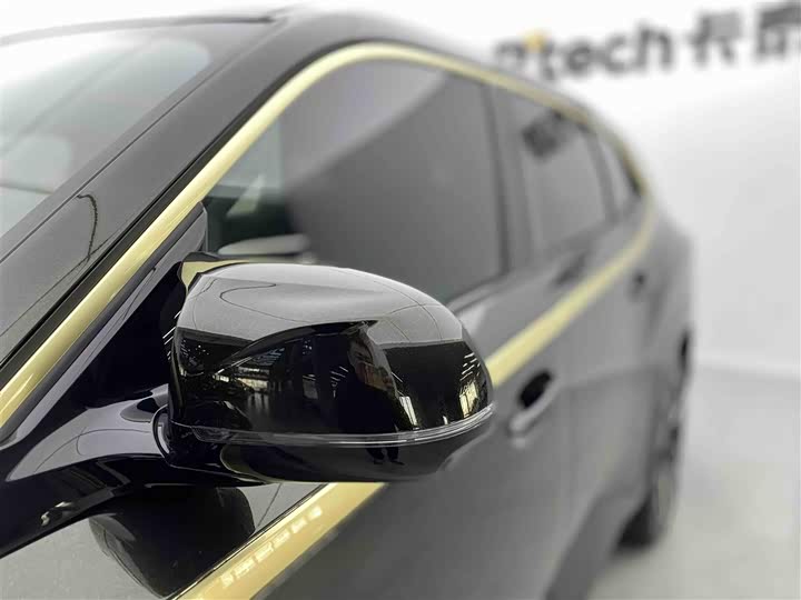 BMW XM 2023 Base — фото 38