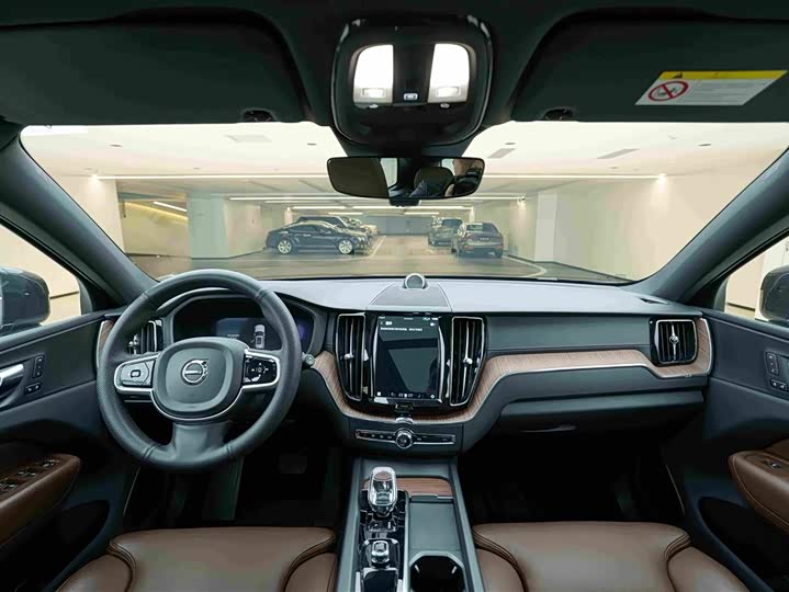 Volvo XC60 2023 B 5 4 WD — фото 20