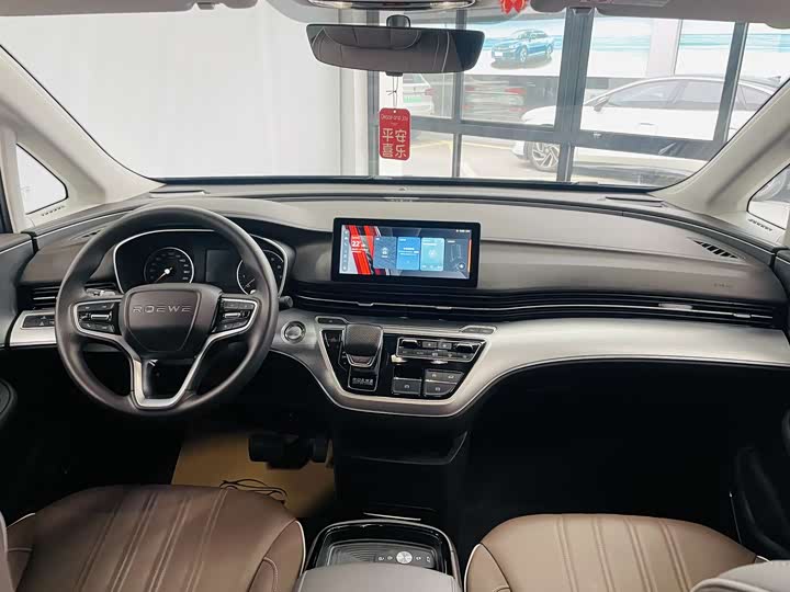 Roewe i MAX 8 2023 400 TGI — фото 7