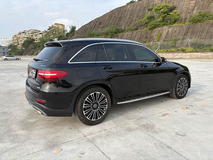 Mercedes-Benz GLC 2018 GLC 260 4 MATIC — фото 6