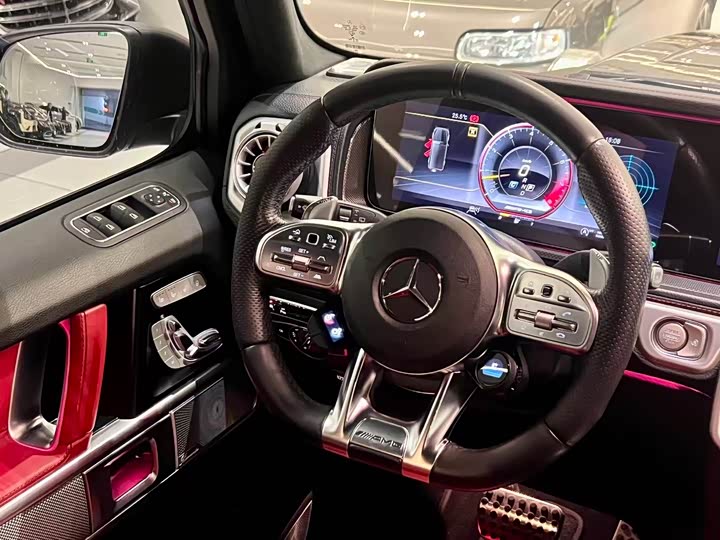 Mercedes-Benz G-Class 2019 AMG G 63 — фото 8