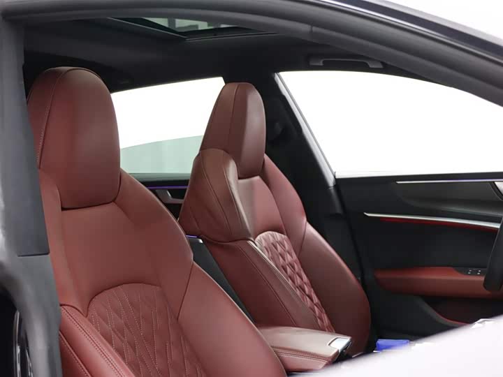 Audi A7L 2023 45 TFSI quattro S-line — фото 20