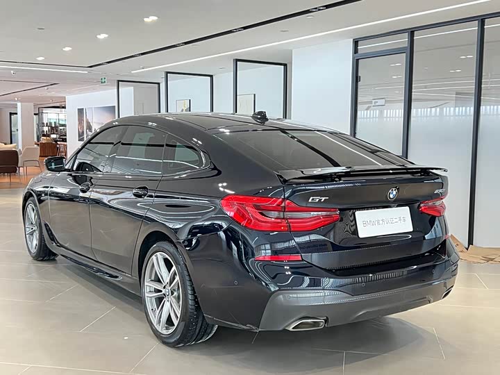 BMW 6-Series 2020 630i M — фото 25