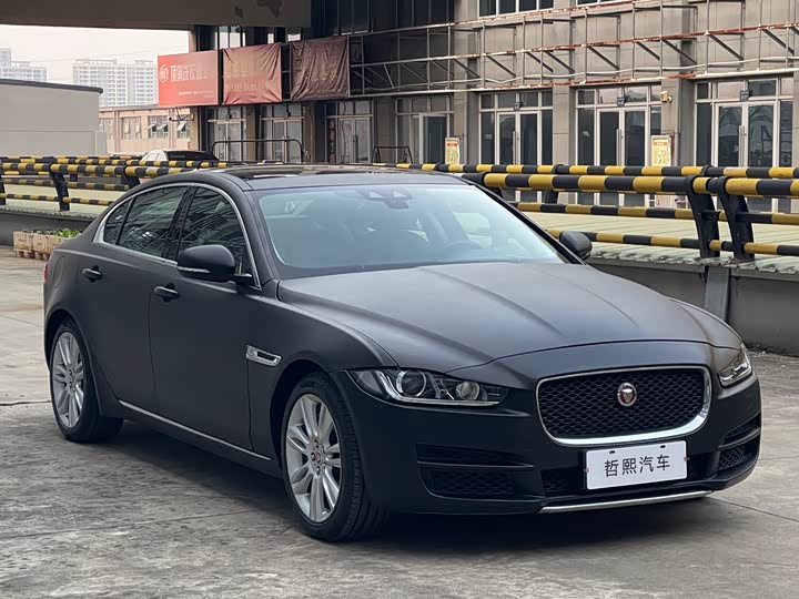 Jaguar XEL 2018 2.0 T 200 PS — фото 3