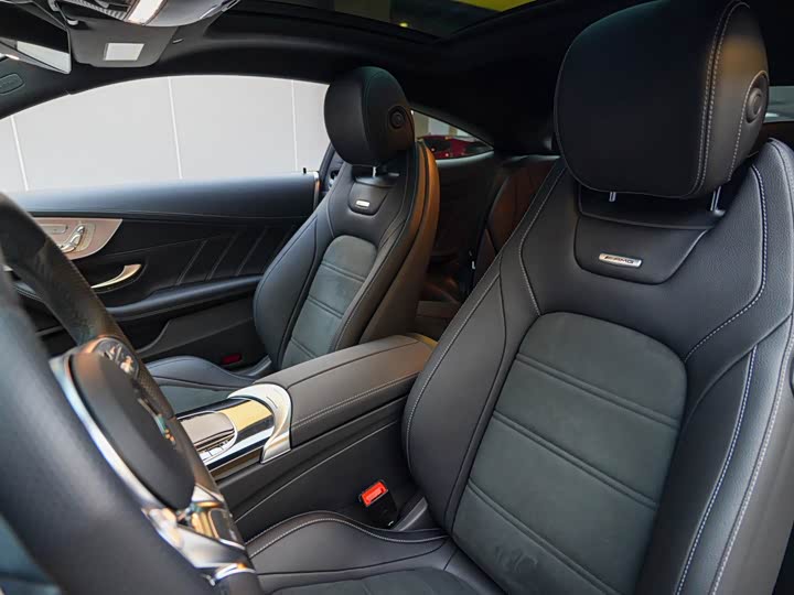 Mercedes-Benz C-Class 2021 AMG C 63 — фото 13