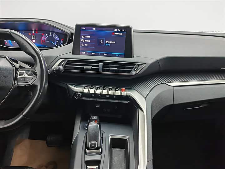 Peugeot 5008 2017 350 THP 7 — фото 12