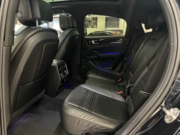 Porsche Cayenne 2019 Cayenne Coupé 3.0 T — фото 6