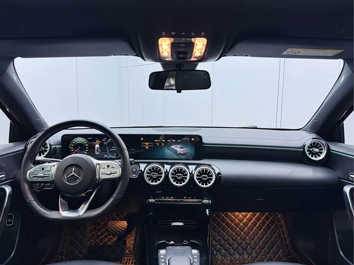 Mercedes-Benz A-Class 2022 A 200 L — фото 19